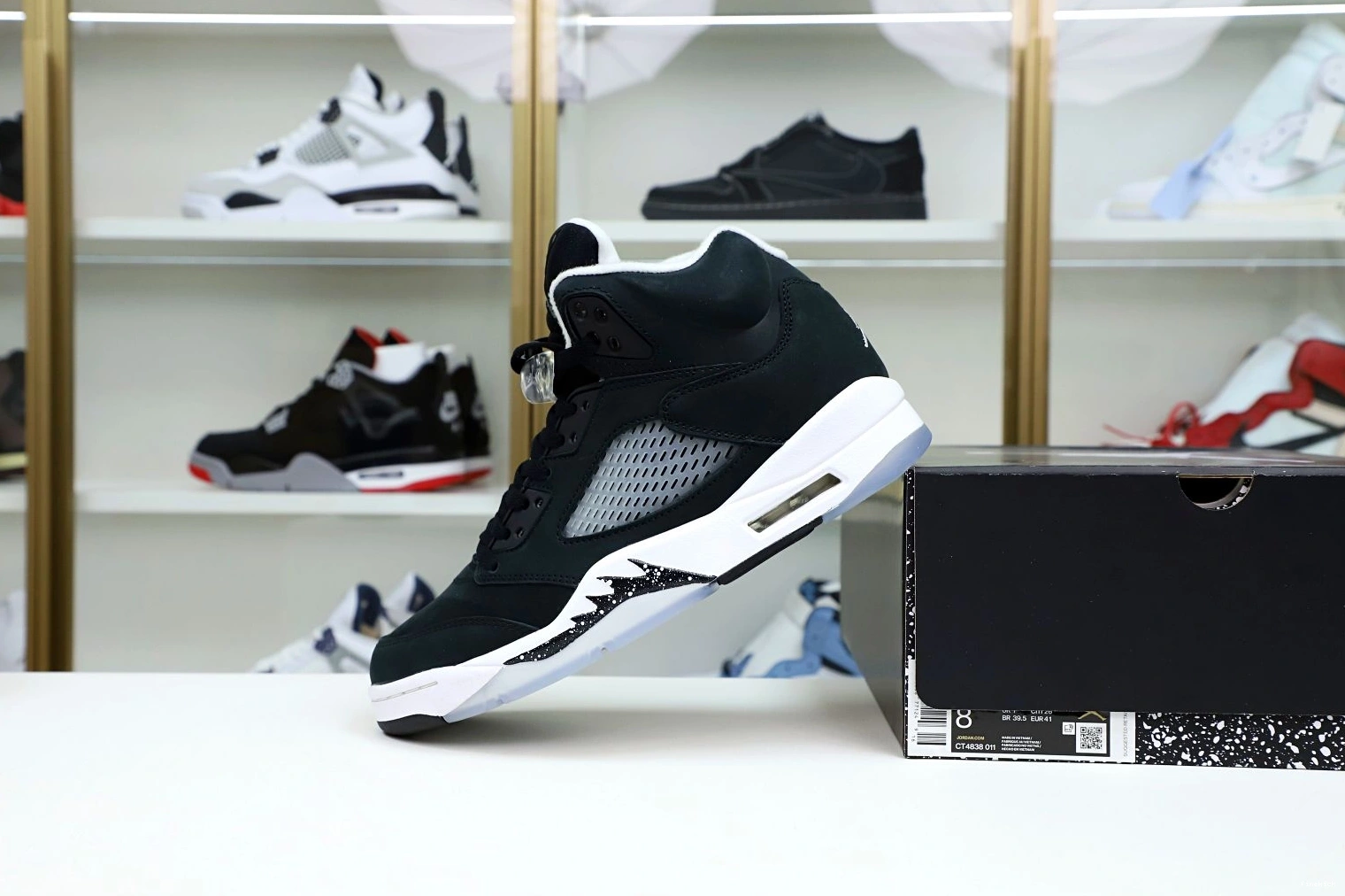 RETRO AIR 5 'OREO' 2021 JORDAN 0814